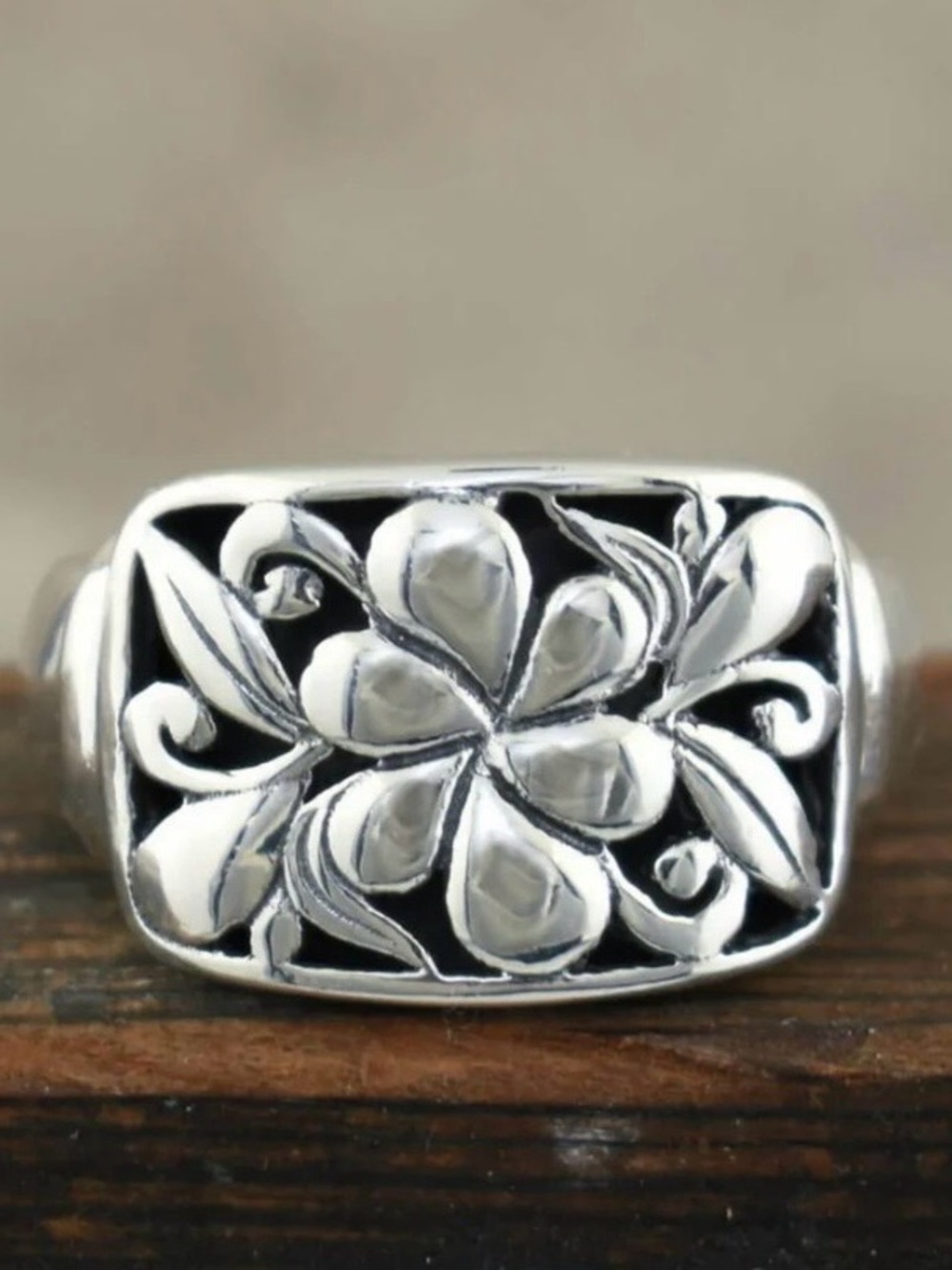 Sterling Silver Ring, Art Nouveau Style Floral Design